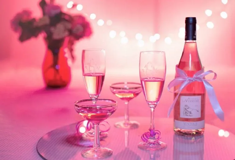 7 Secrets to Organizing a Rocking Rain Party