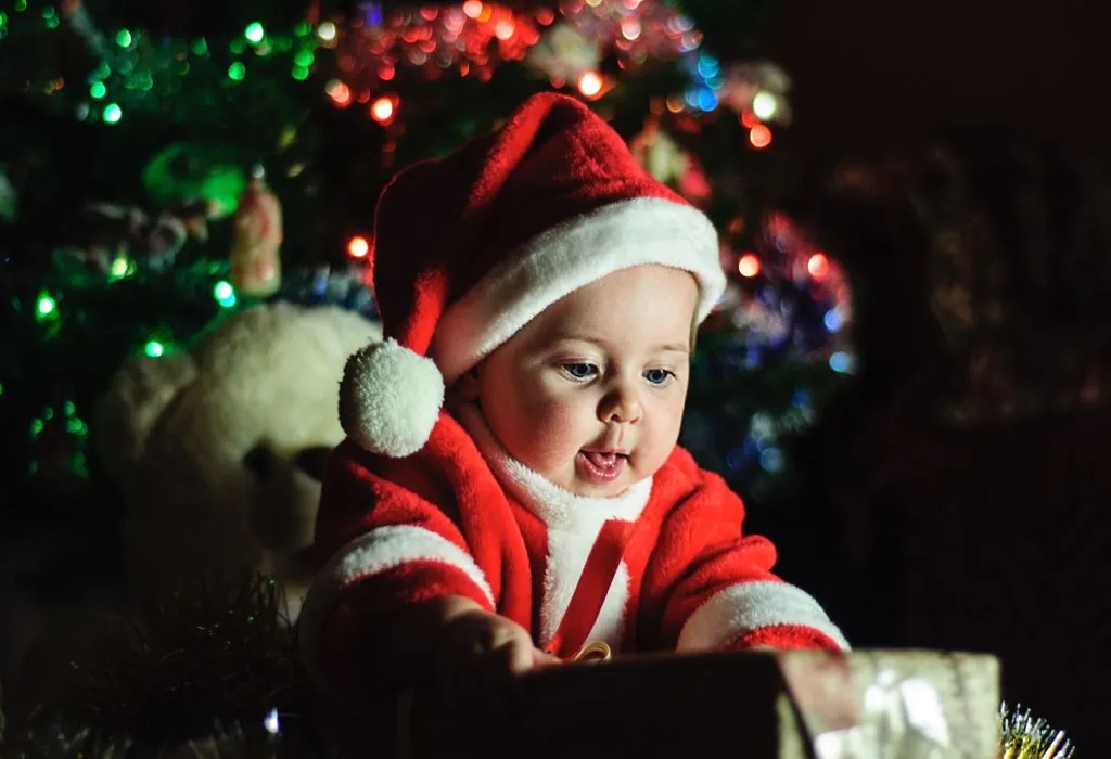 baby christmas picture ideas