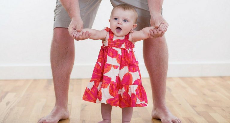 You Need To Stop Believing These 5 Myths About Baby Walking