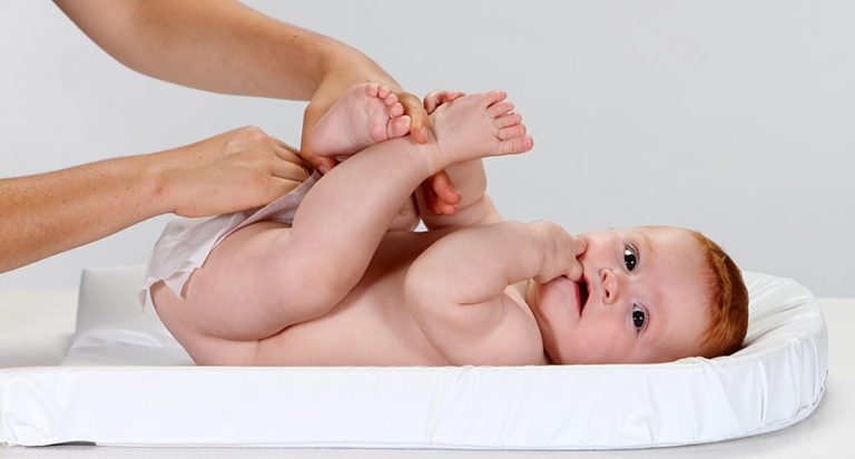 Don't Forget These 6 Precautions When Changing Your Baby's Diapers