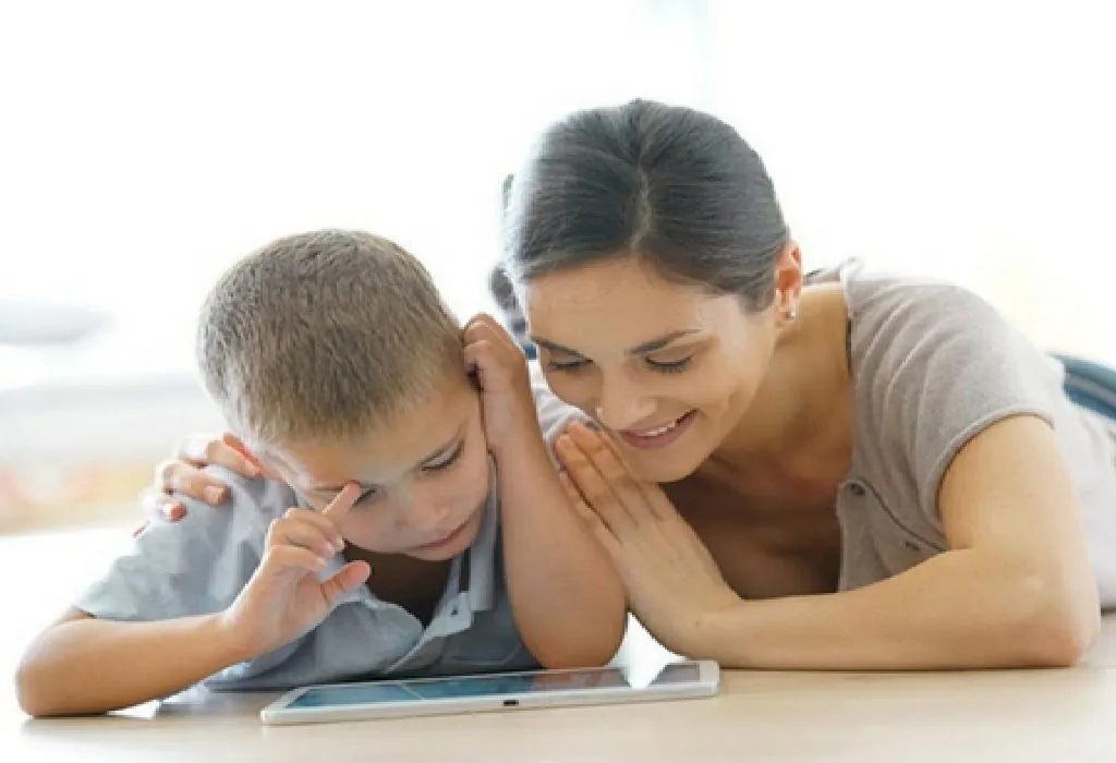 Kid is watching something on youtube