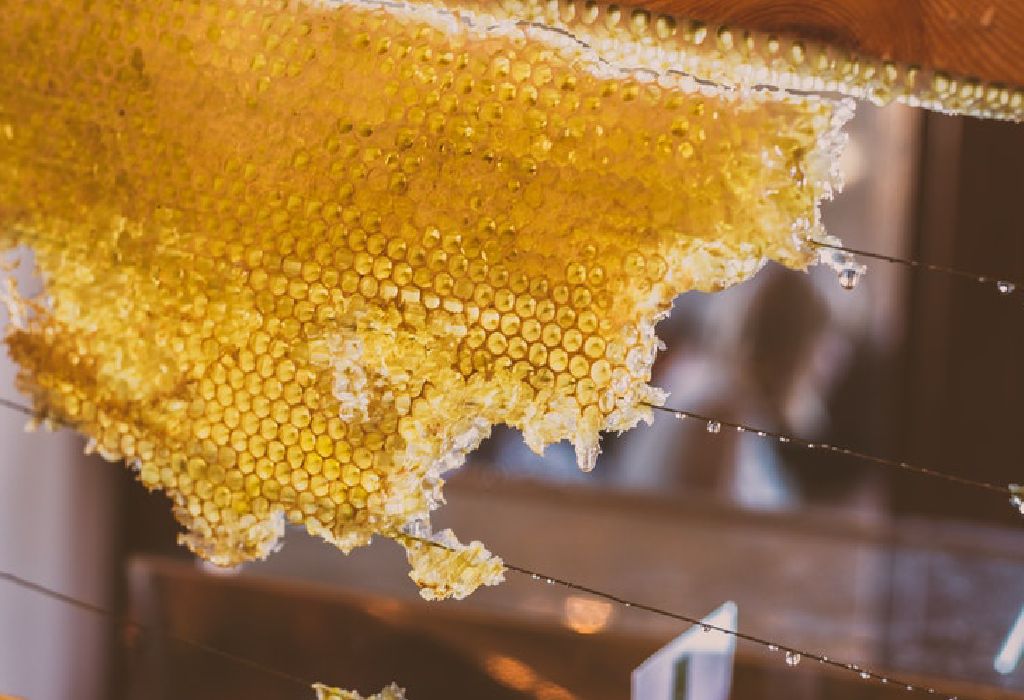  فوائد العسل الحلوة