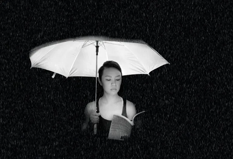 Reading in the Rain: 6 Books for a Rainy Afternoon