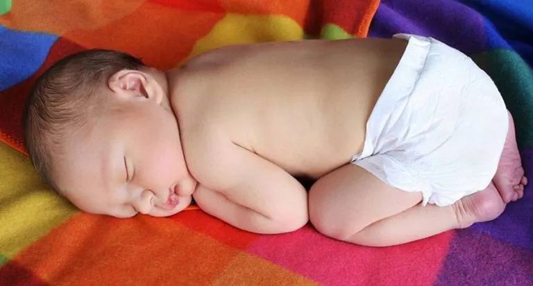 What You Must Check About Your Baby's Diaper Material