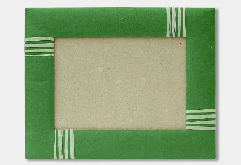 DIY Shoebox Picture Frame