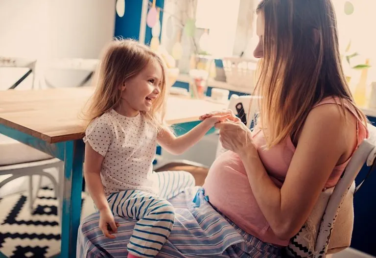 10 Practical Tips to Survive Pregnancy with a Toddler