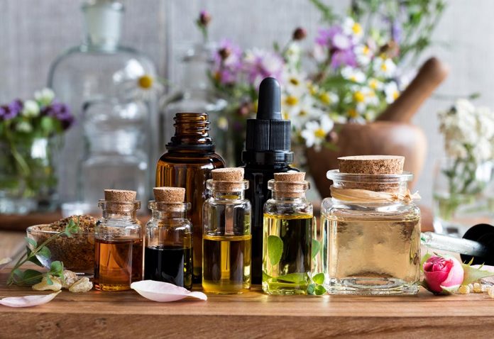 Essential Oils for Breastfeeding Moms - Benefits and Cautionary Tips