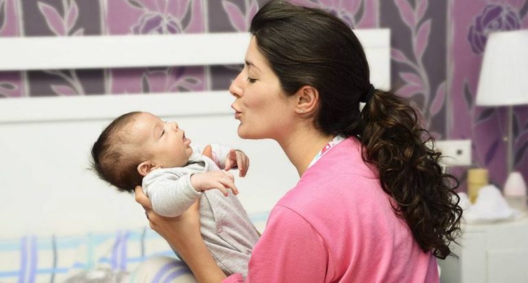 The Conclusive Proof That Your Baby Loves Mom's Soft and Fragrant Skin