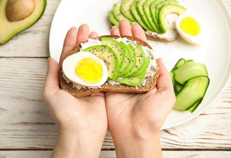 Vitamin B6 (Pyridoxine) for Fertility Benefits, Dosage & Food Sources