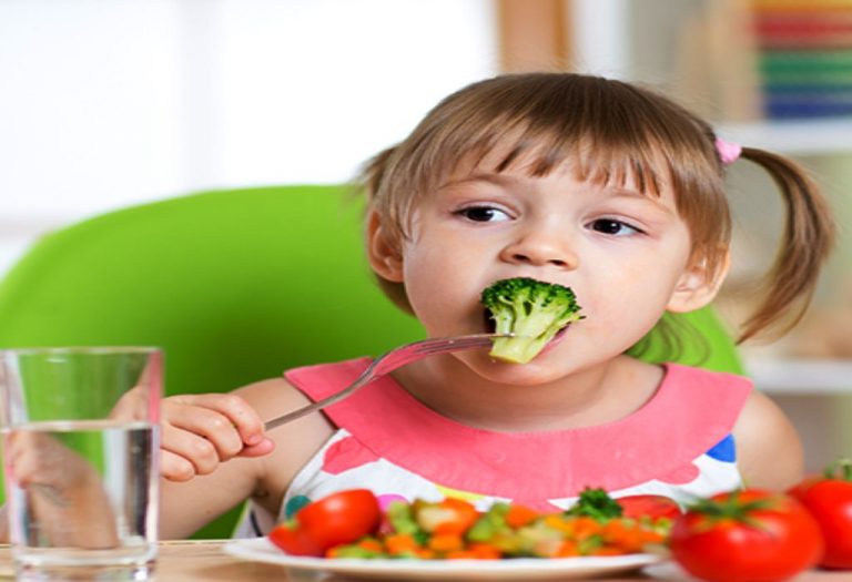 4 Foods To Encourage Weight Loss in Toddlers