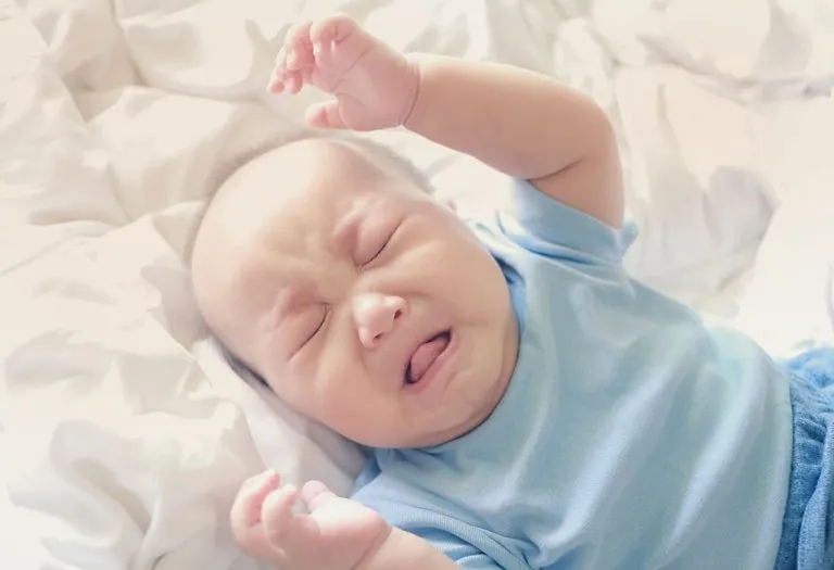 15 Tips to Deal With Baby's Witching Hour