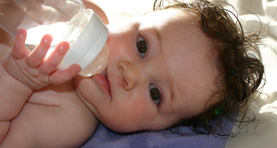 8 Must Dos to Keep Your Baby From Getting Dehydrated in the Winter