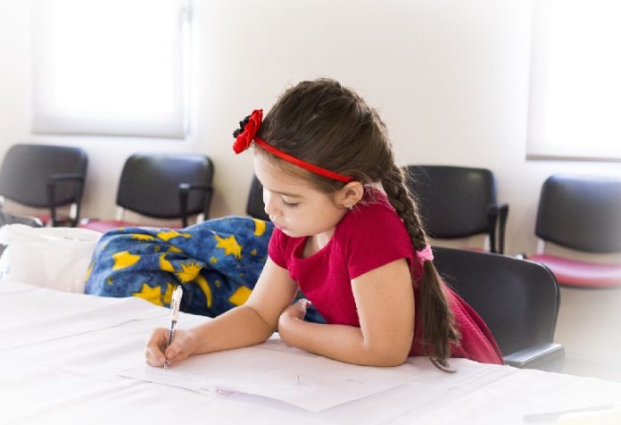 how can parents develop literacy in preschoolers