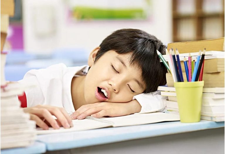 Extreme Fatigue in Children - Causes, Symptoms and Treatment
