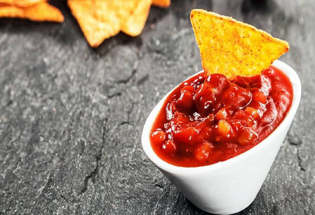 #BlendItUp Sweet and Spicy Tomato Chutney With Garlic