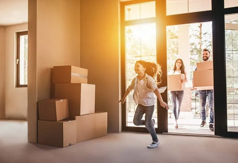 Top 10 Helpful Tips for Moving with Kids