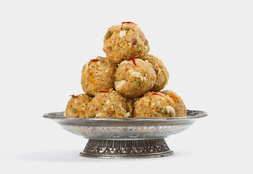 Urad Dal Laddu