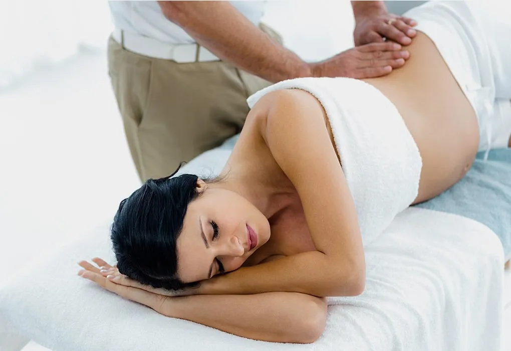 Prenatal Massage: A DIY Guide To Relieve Stress During Pregnancy