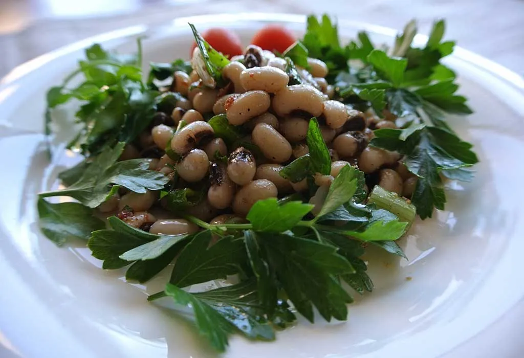 Greens and beans salad