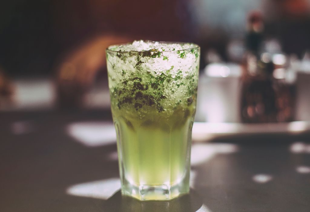 How to Make Mint Muddle Recipe on FirstCry Parenting