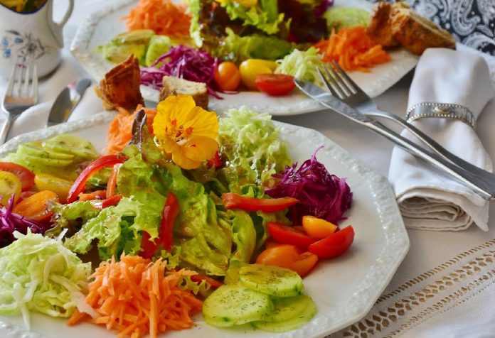 Salad with Orange Vinaigrette Dressing