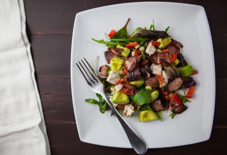 Healthy Avocado and chicken salad