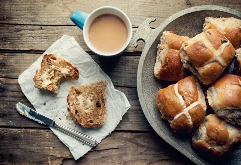 Traditional Hot cross bun