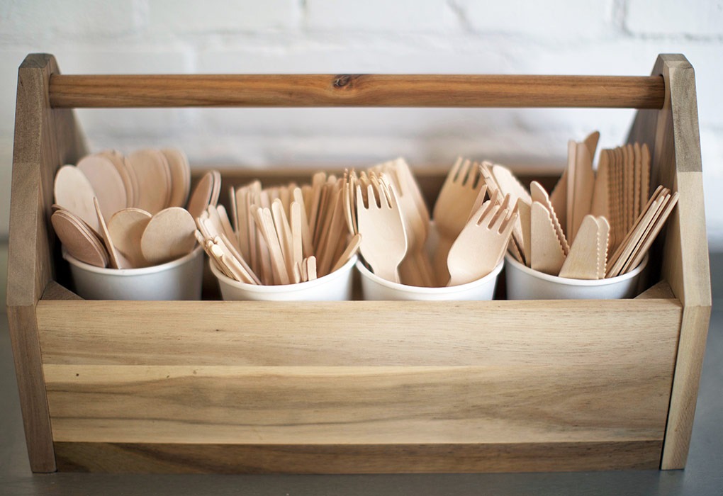 Wooden cutlery
