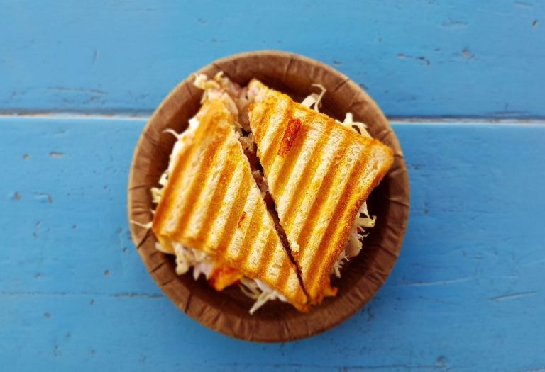 Macaroni Cheese Sandwich