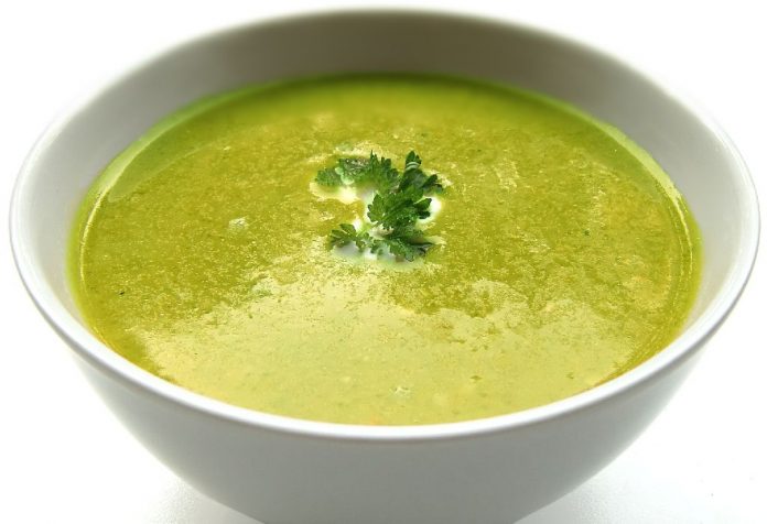 Bottle gourd and Peas soup