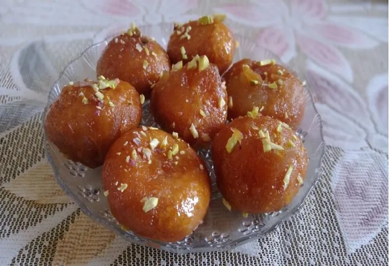 Makhan Vada