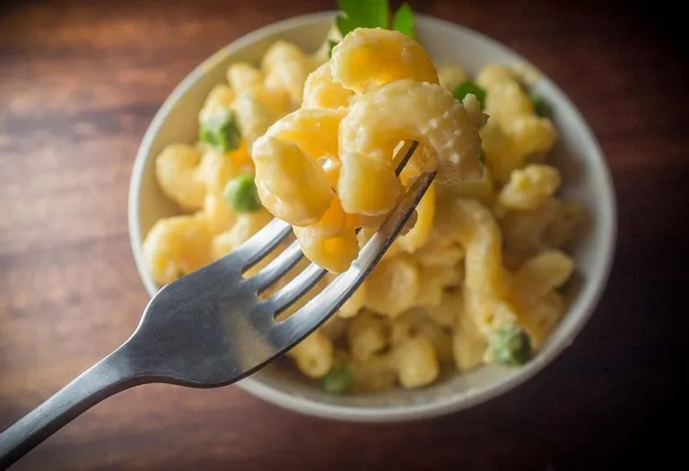 15 Easy and Quick Microwave Recipes You Can Try at Home