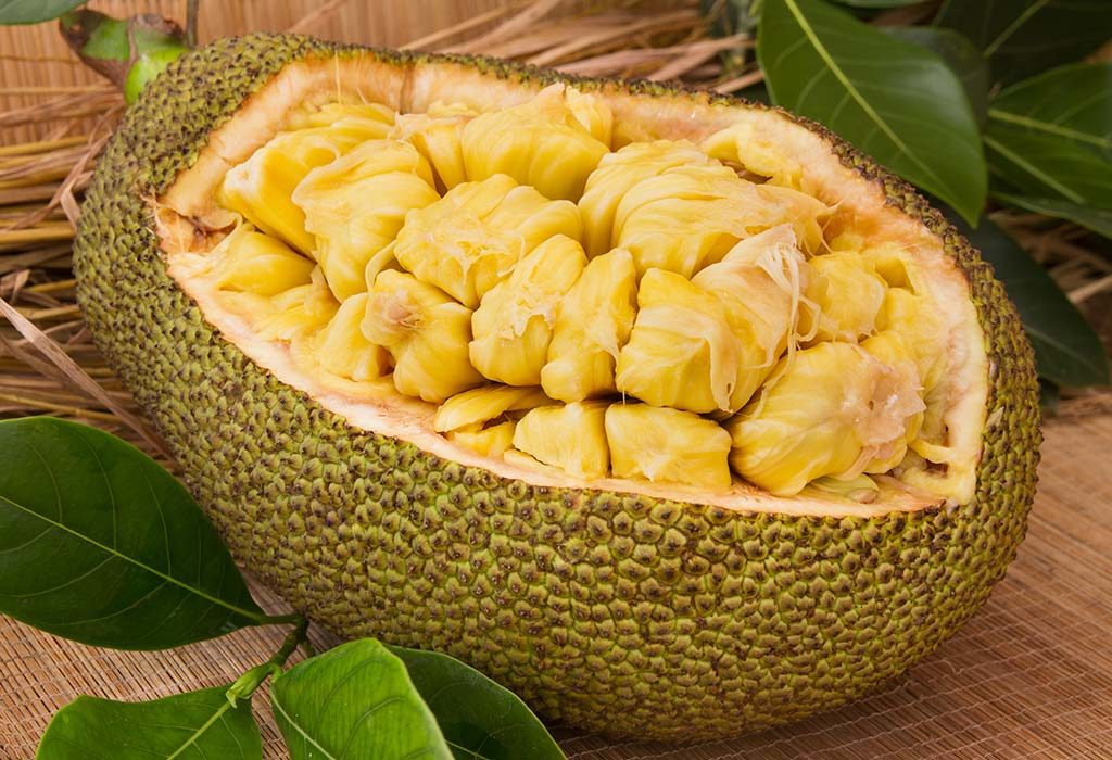 Eating Jackfruit During Breastfeeding – Is It Safe?