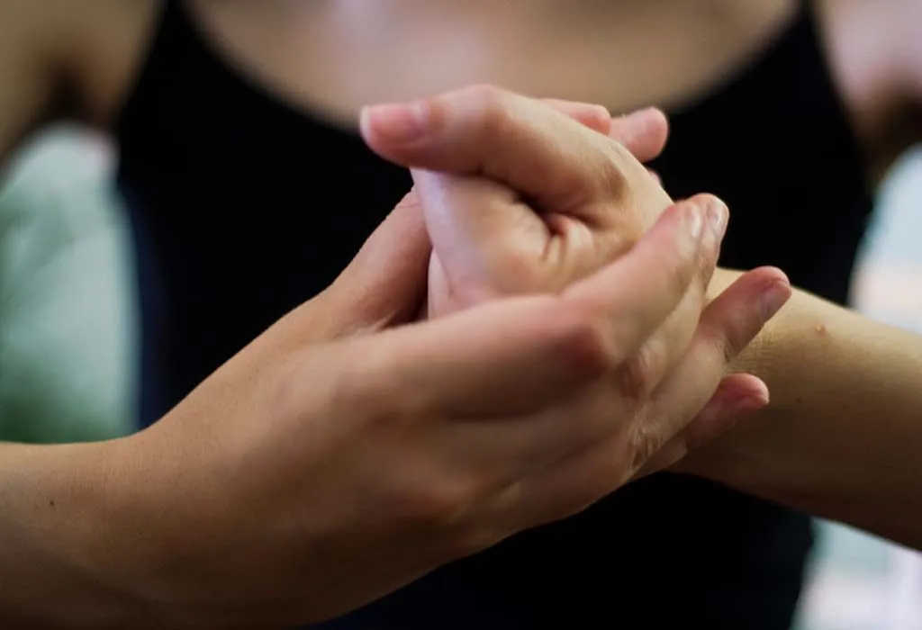 How to Stop Cracking Your Knuckles for Good in 10 Easy Steps