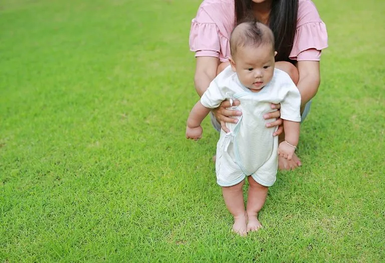 Late Bloomer Child - Causes and Parenting Tips