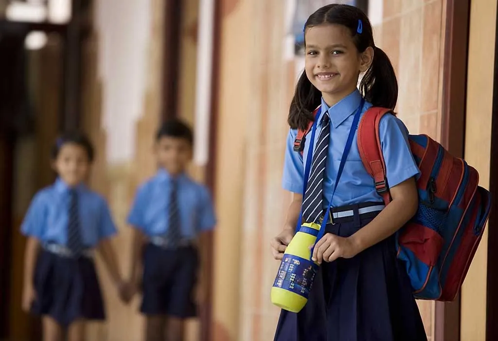 Parents urge schools to reduce burden of school bags - Hindustan Times