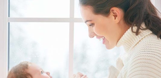 নতুন মায়েদের জন্য শীতের যত্নের গাইড- 15 টি সহজ টিপস