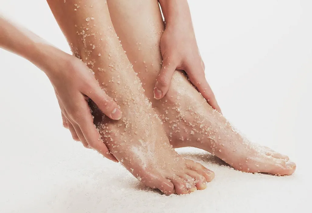 schrubben Sie Ihre Füße