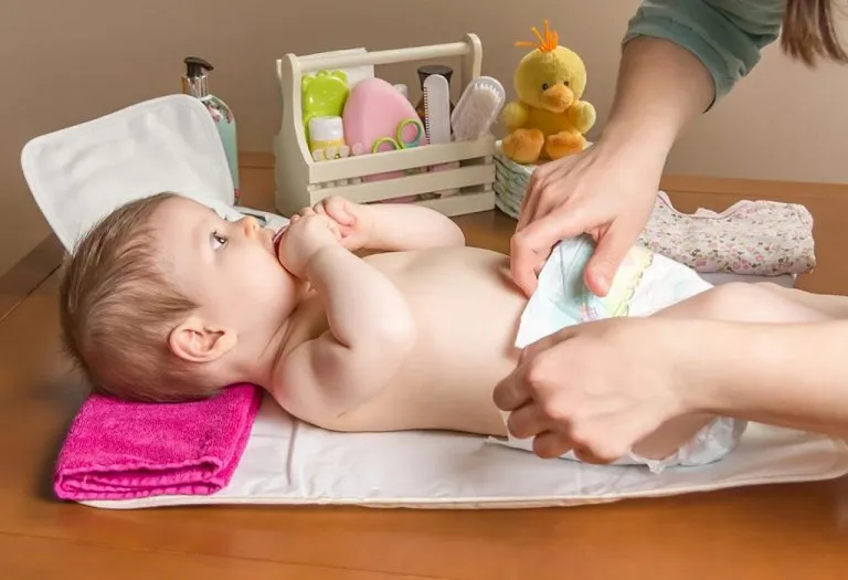 10 Must Haves in Your Diaper Bag!!