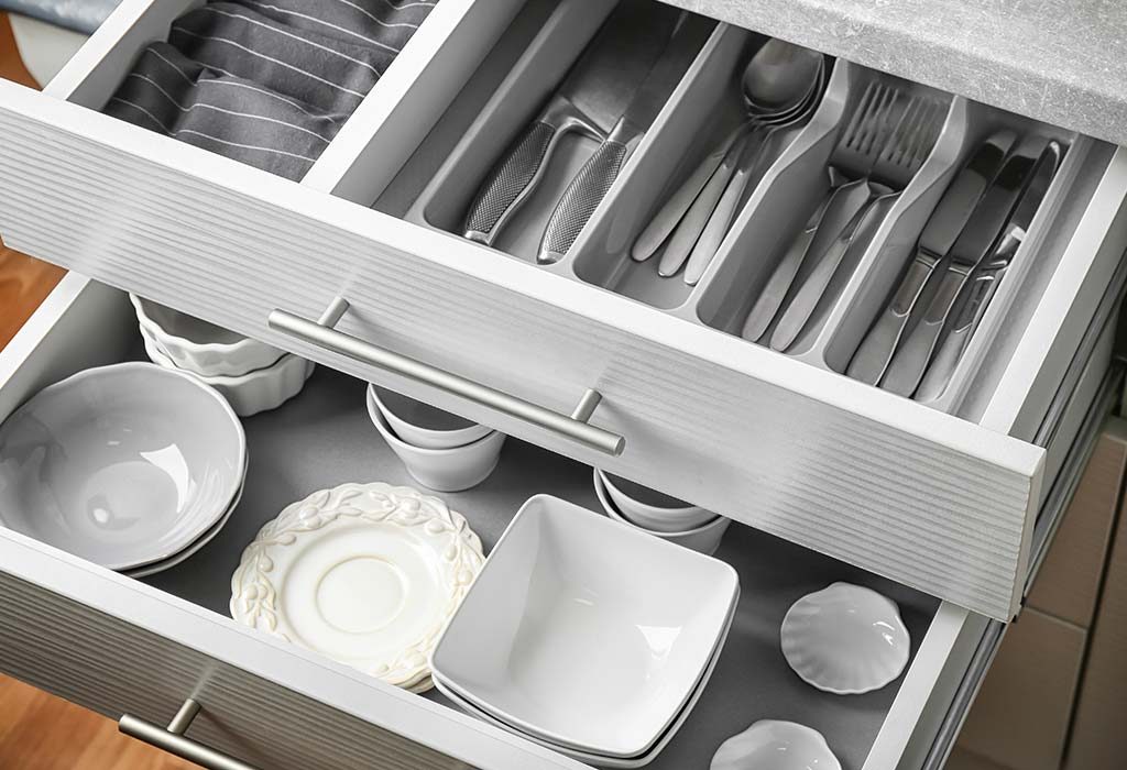 Organised cutlery