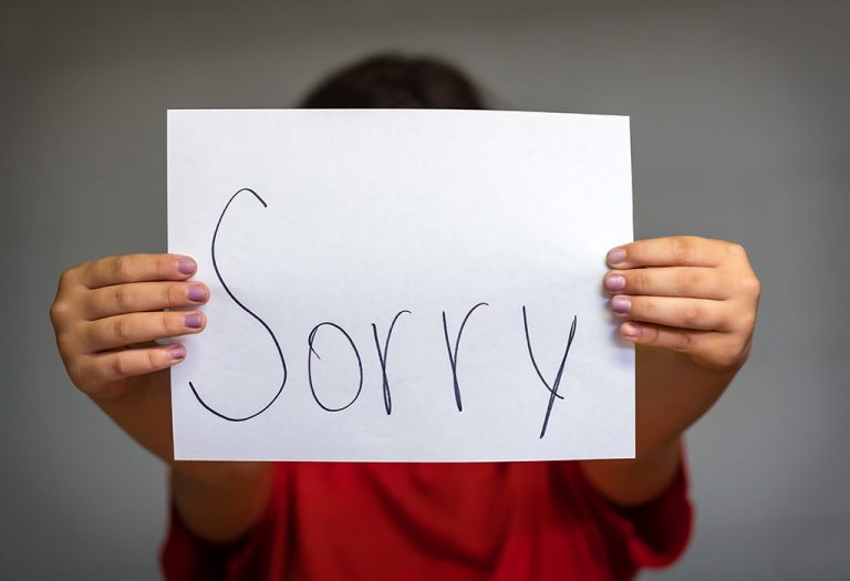 How to Teach Your Child to Apologize (Say Sorry) and Actually Mean It