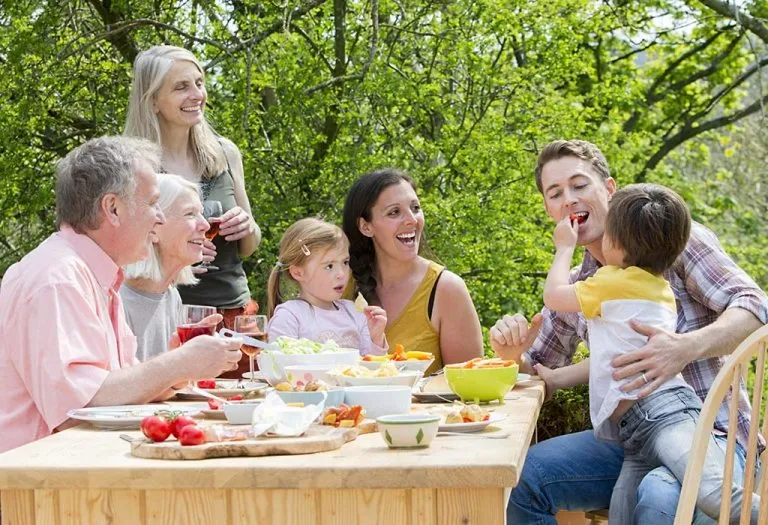 20 Family Games that Will Brighten Up Your Family Get-Together