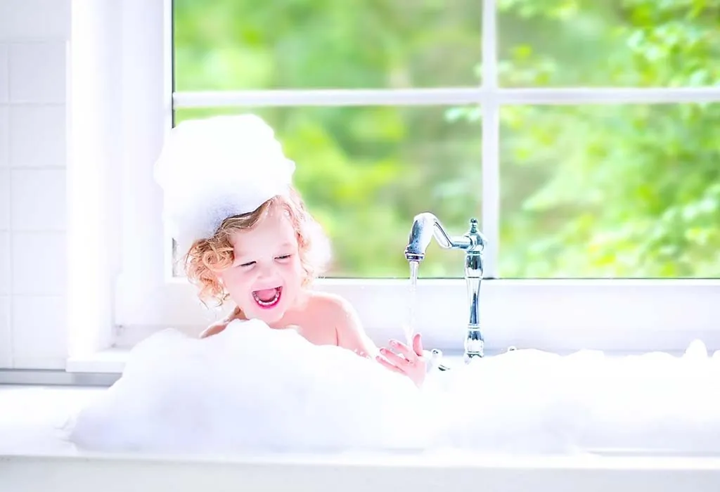 How to Take Care of Your Child's Curly Hair - 7 Tips That Help