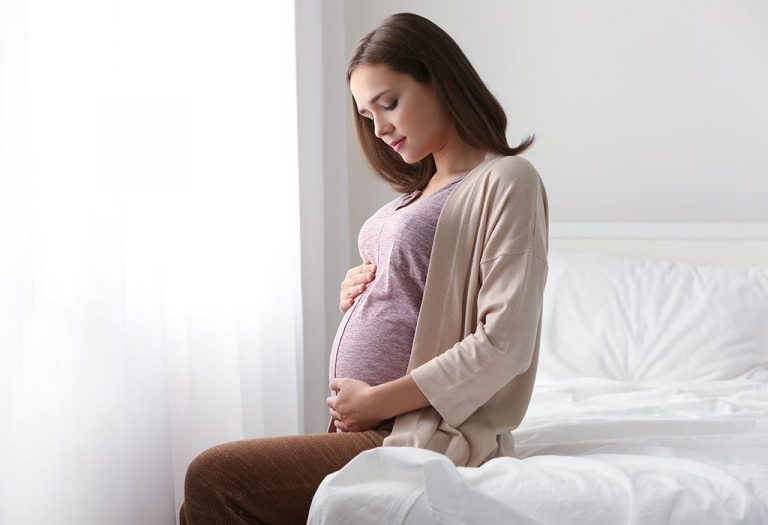 How to Get Up From the Bed During Pregnancy?