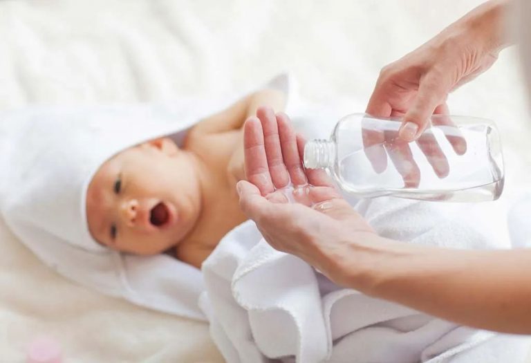 Grapeseed Oil for Baby - Benefits and Precautions