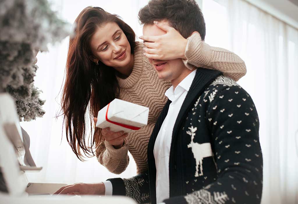 Best Anniversary Gifts for Your Husband in 2022