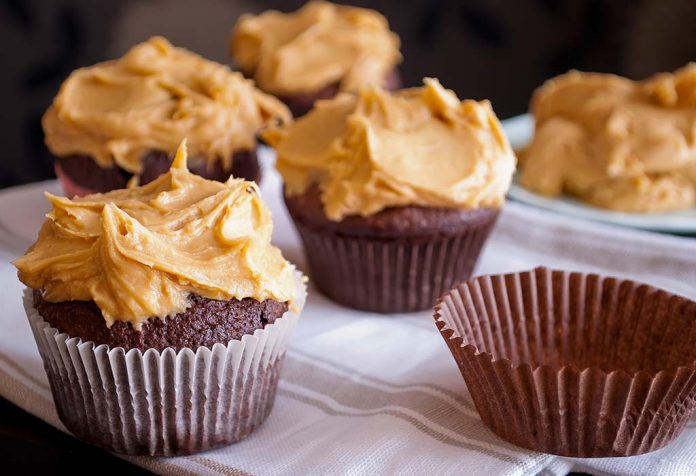 muffins with peanut butter recipe