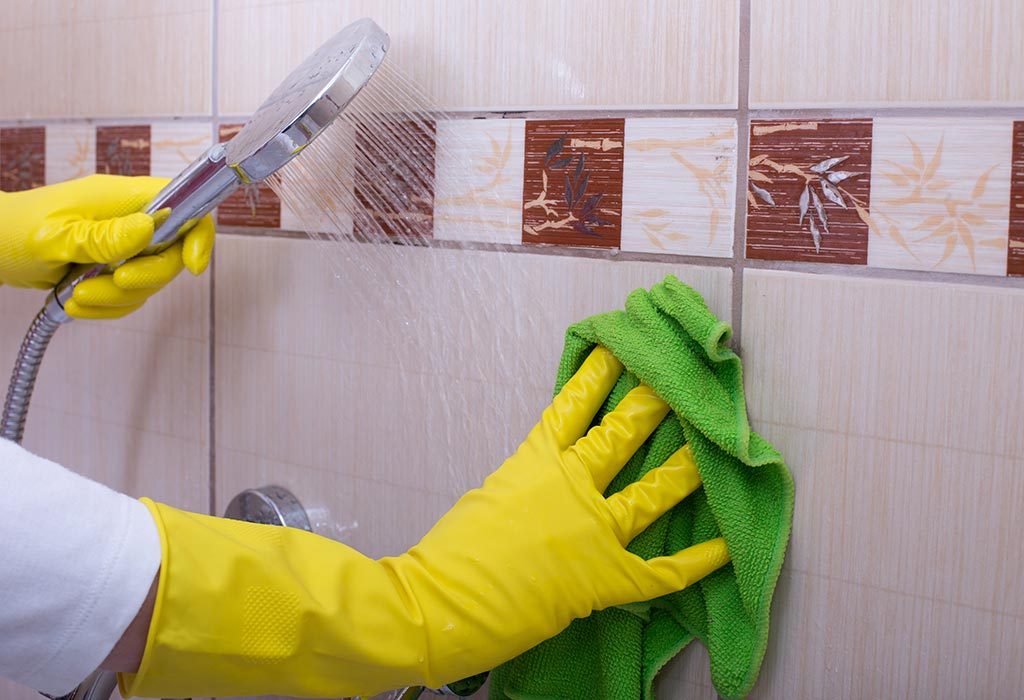 7 Tricks to Clean Your Bathroom Tiles with Natural Ingredients