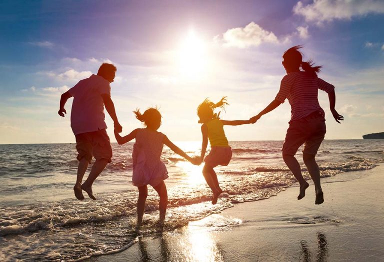Travel on a Budget - 15 Ways to Save Money for Your Next Family Vacation