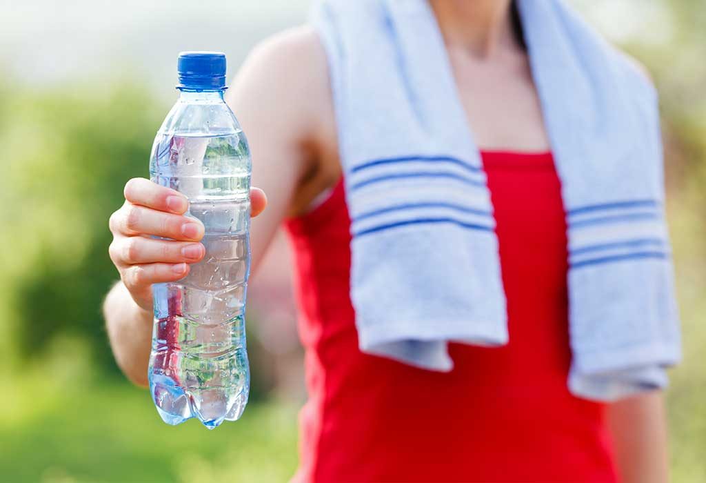 Просто разбавь водой. Hydration Art. Women holding Bottle.